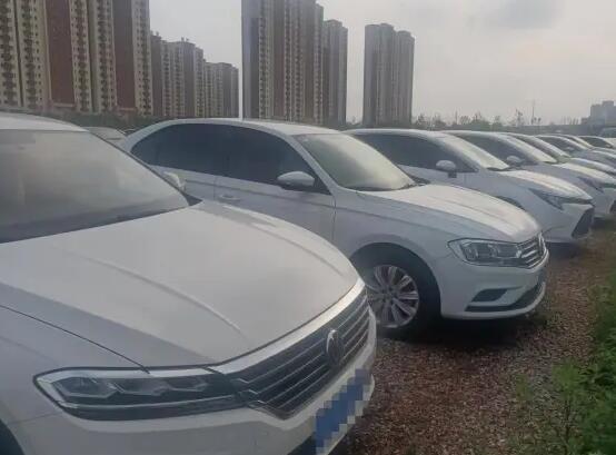 出租網約車普通轎車網約汽車租賃，汽車長期托管，以租代購業務日產、豐田等車輛出租